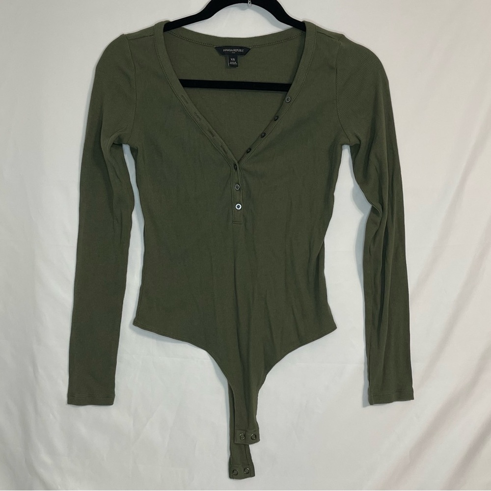 Banana Republic Button Neckline Bodysuit